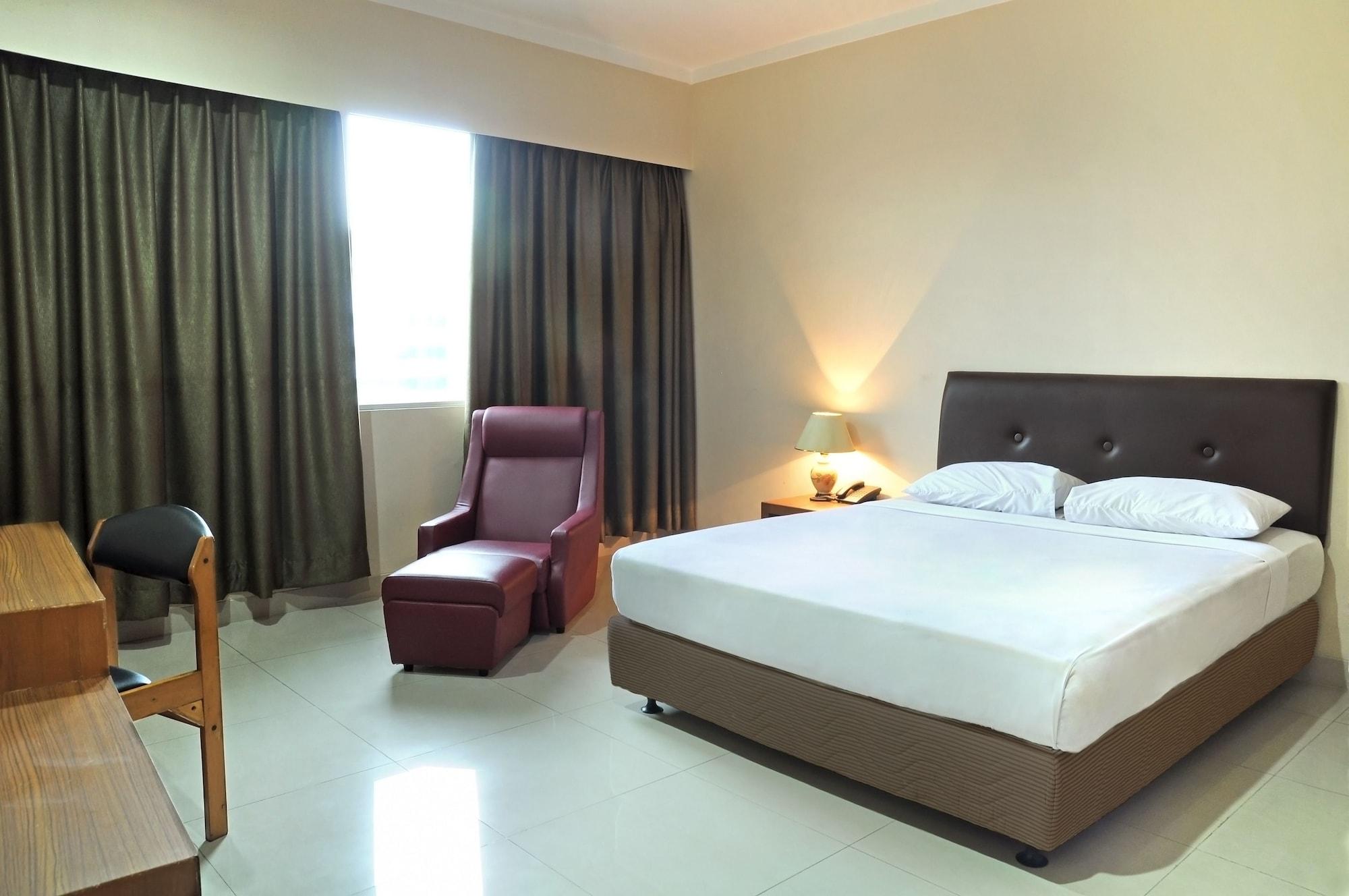 Hotel Banyuwangi Sintera Jakarta Exterior photo