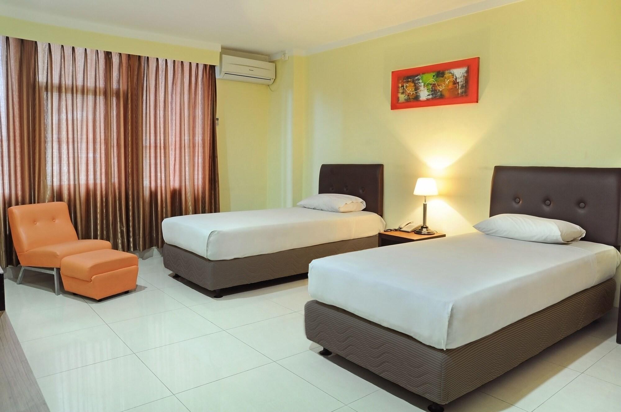 Hotel Banyuwangi Sintera Jakarta Exterior photo